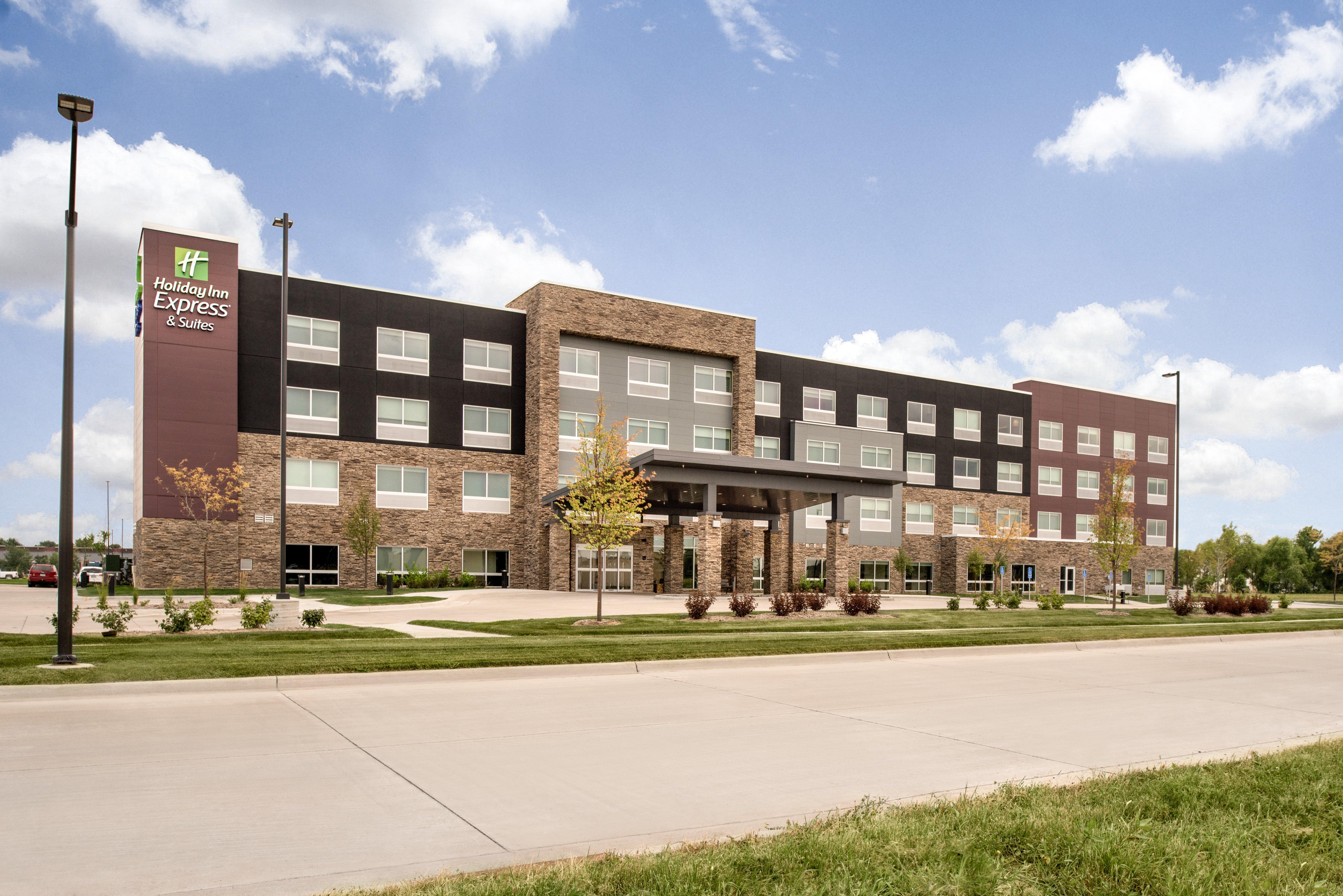 Holiday Inn Express & Suites - West Des Moines - Jordan Creek By Ihg Extérieur photo
